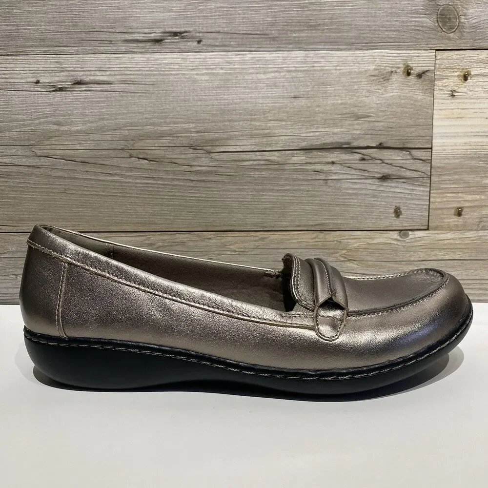 Clarks Ashland Lily Loafers Slip On Shoes Pewter Metallic Leather Women’s 11